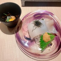 おたる政寿司 栄 - いかそうめんは生雲丹をたれに入れて