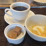 鉄板焼ステーキ 一ッ葉ミヤチク - 