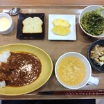 186509582 - カレーとプリンがとても美味しかった