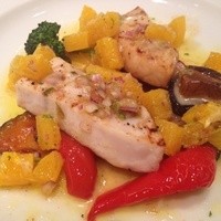 キハチ 名古屋JRセントラルタワーズ店 - オレンジのソースが美味♪