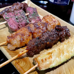 京の焼肉処 弘  - ・季節のお野菜（ズッキーニ）、牛ハラミ、ホルモン