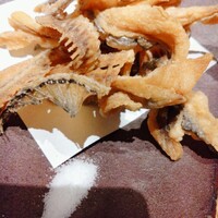 魚匠 銀平 道頓堀店 - 骨せんべい