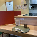 中華そば 深緑 - 内観