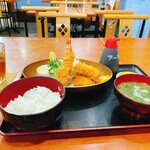 Kachou Fuugetsu - エビフライ＆カキフライ定食