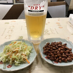 望月 - お通し2品、量が多い。