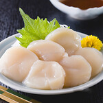 Sashimi of scallops