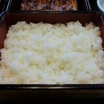 うなぎ金箱 - 下の重にご飯が