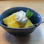 うなぎ金箱 - 食後にフルーツが
