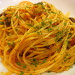 ピッコロ ベルゲン - 娼婦風トマトソースパスタ
