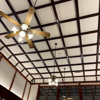 とんかつ まい泉 青山本店 - 天井も高くて気持ち良い