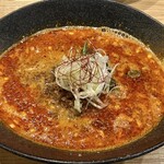 八幡麻婆 雅 - 担々麺 辛さ増し(1,100円＋100円)