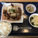 RESTAURANT AVANT COUR - 回鍋肉定食