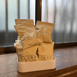 鳩五五酒場 - マスターにお土産でいただいたカラギン