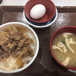 すき家 - 牛丼ミニ¥330-＆たまごセット¥130-(2022/10/10)