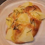 Panetteria Kawamura - ローズマリーとジャガイモのパン