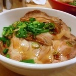 天下一品 - チャーシュー丼セットのdo---n