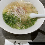 鶏そば 萬吉 駅中本店 - 