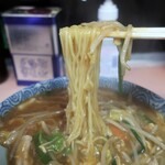 昇龍 - スープが絡みまくってずっしりとした重さが。