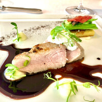 アンティカ オステリア デル ポンテ - イタリア産仔牛のソテー　カフェソース　ジャマイカ胡椒で　このソースは旨い