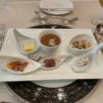 アール・ベル・アンジェ秋田 - 前菜。小さいけどフカヒレ姿煮が♪