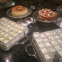 ロビーラウンジ 「マーブルラウンジ」 ヒルトン東京 - 