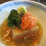 土家 - 25年4月　蕎麦豆腐　うすい豆ソース、菜の花、雲丹