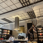 restaurant library the hotel seiryu - 元講堂だった2階のレストラン