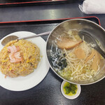 台湾料理 福源 - ラーメンセットの塩ラーメンとエビチャーハン