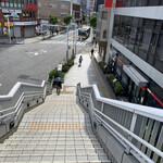 Kare No Mise Maboroshi - 三菱UFJ銀行前のこの階段を降ります