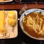 丸亀製麺 - 夜は、丸亀のカレーうどんで(^-^)/