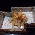日本料理 百屋 - 天然鯛昆布締めのカラスミ和え