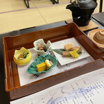 鐘山苑 - 1日目の夕食。美味し。