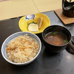 鐘山苑 - 1日目の夕食。美味し。