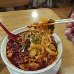 玉林酒家 - 刀削麺、モチモチで可なりの旨さです。