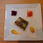 Man:ne - 料理写真:前菜…豚ホホ肉と彩り野菜のテリーヌ