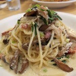 イルゴローソ - ベーコン、きの子のクリームソース