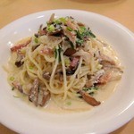 イルゴローソ - ベーコン、きの子のクリームソース