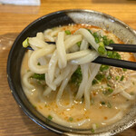 うどん大学 - 麺は中太