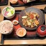 大戸屋 - 広島県江田島産 大粒牡蠣と木の子のオイスター炒め定食