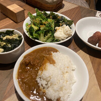 ビストロガブリ 大門店 - サラダバーとスープバー→食べ過ぎの巻