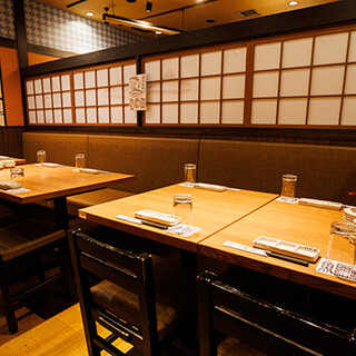 With a total of 108 seats, we can accommodate a variety of occasions ◎ Semi-private rooms also available!