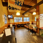 なみへい食品 - 雰囲気あります…