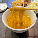 Japanese Soba Noodles 蔦 - 仄かな甘みとコクの有ると黒麺