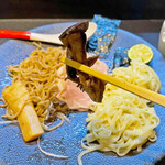 Japanese Soba Noodles 蔦 - 黒舞茸