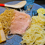 Japanese Soba Noodles 蔦 - 黒豚ロースチャーシュー