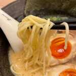 Kiwami Ramen & Gyoza Bar - Premium Kiwami Tonkotsu Ramen 麺リフト(2022/8)