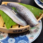 Kaisenzushi Marutoku - 三陸沖産甘酢〆大羽いわし