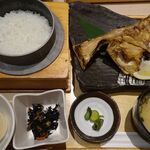 Uokingu - まぐろカマ焼き定食