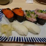 Uokingu - 寿司３種