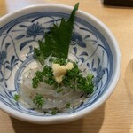 Nishikizushi - お通し　白魚